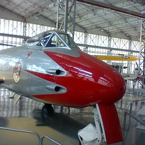 Gloster Meteor - nose.