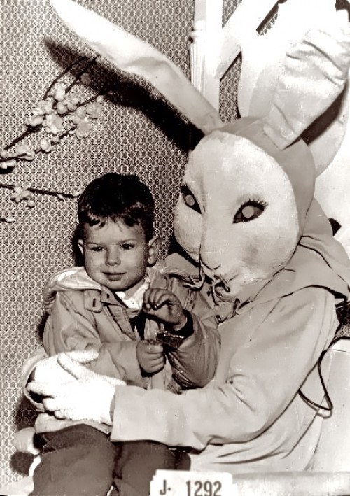 5-creepy-scary-menacing-easter-bunny-e1303401382254.jpg