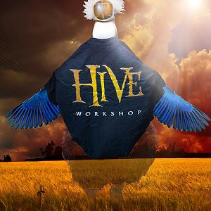 Wanted to present the shirt from Hive. When I placed it on the stand, I was somehow reminded of a goose. 

As such I made this collage, so to speak.