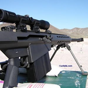 The Barrett M82A1, a .50 cal automatic sniper rifle