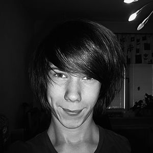 I be emotional? l0lz *hug*