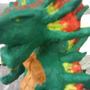 last paint :) asses at school broke his tail so i had to remake and repaint it. turned pretty much the same colour as form :3

(close up)