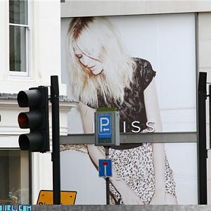 piss...