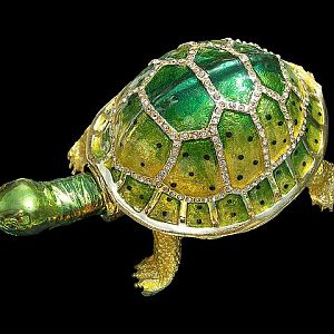 turtle gold green jewel
