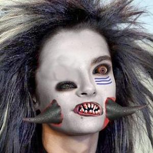 If you just love Tokio Hotel, doesn't love Tokio Hotel or just got a girlfriend/boyfriend that does, show them this picture. They will be very happy :