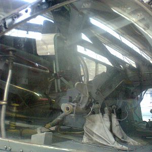 Sikorsky SH-3 Sea King, cockpit.