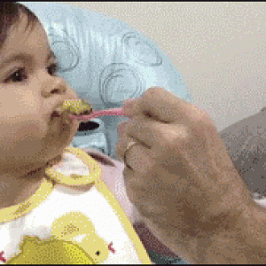 Now thats a smart way to get a child to eat.