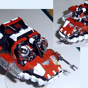 landspeeder
lots of work on this one. when i got it second hand, the gun was broken off and the hull was fucked up with glue. after couple of self in