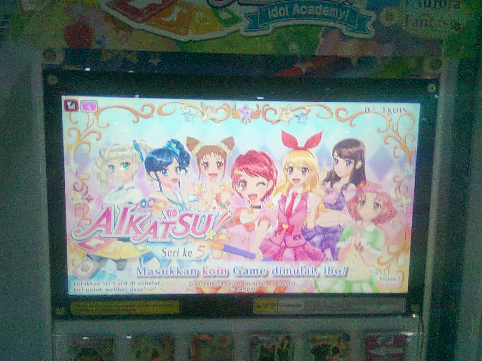 Aikatsu! Seri ke 5 - The Series 5 has released since past Series 4. 
I captured this photo at the Timezone.