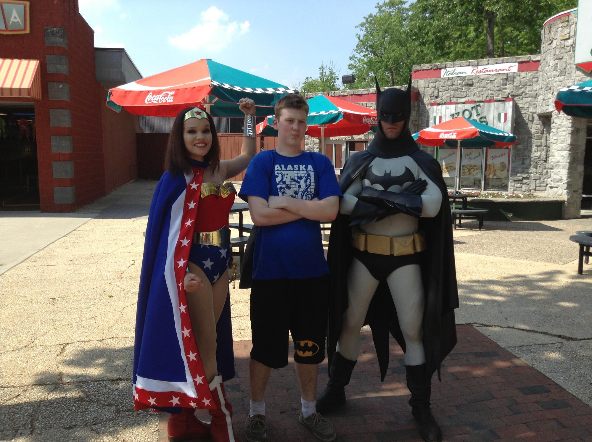 Batman and Wonder Woman - six flags