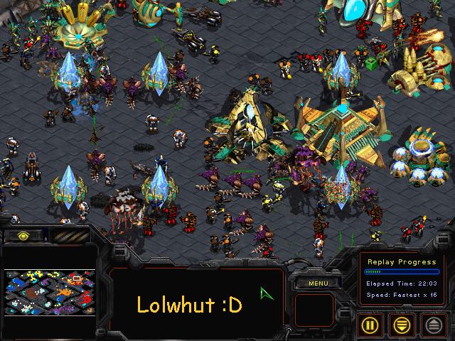 That's what you get when you run a StarCraft replay on BroodWar XD

Btw... the teal protoss are mine xD