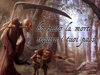 The writing says: "I've seen death following your steps", creepy uh?