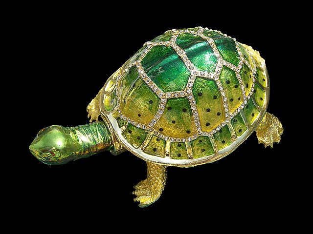 turtle gold green jewel