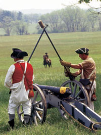 Two_Men_w_Cannon.jpg