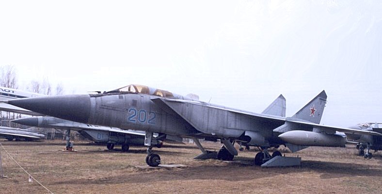 ru_monino_aircraft_mig31_01.jpg