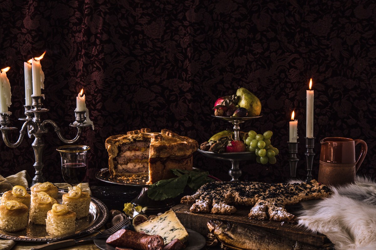 game-of-thrones-feast-full-spread.jpg