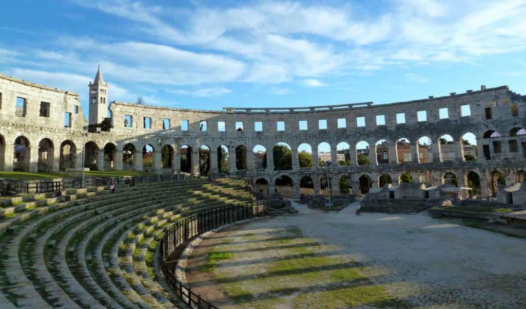 Pula-Arena-croatia.jpg