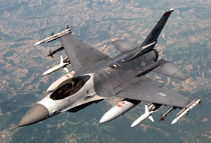 f-16c-19990601-f-0073c-007.jpg