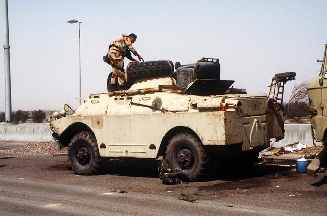 brdm-2-DMST9111762_JPG.jpg