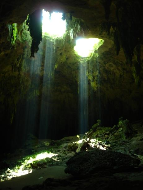 Lol_Tun_Caves_Yucatan_Mexico.JPG