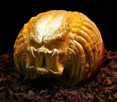 predator-pumpkin1.jpg
