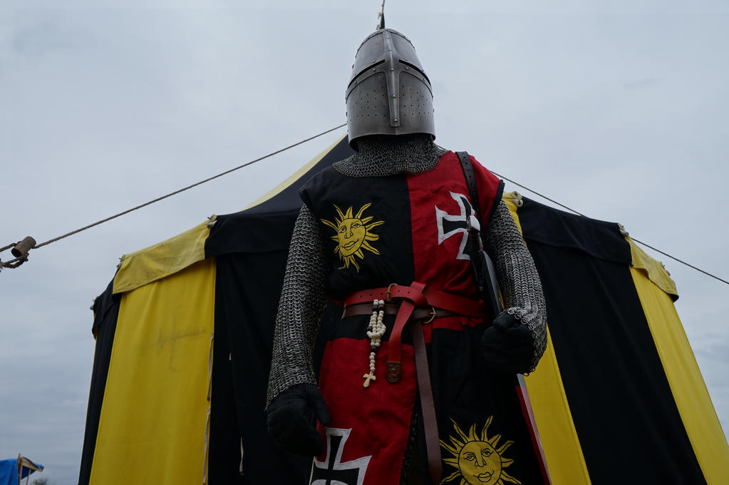 13th_century_german_knight_by_conall_taixali-d83ou9v.jpg