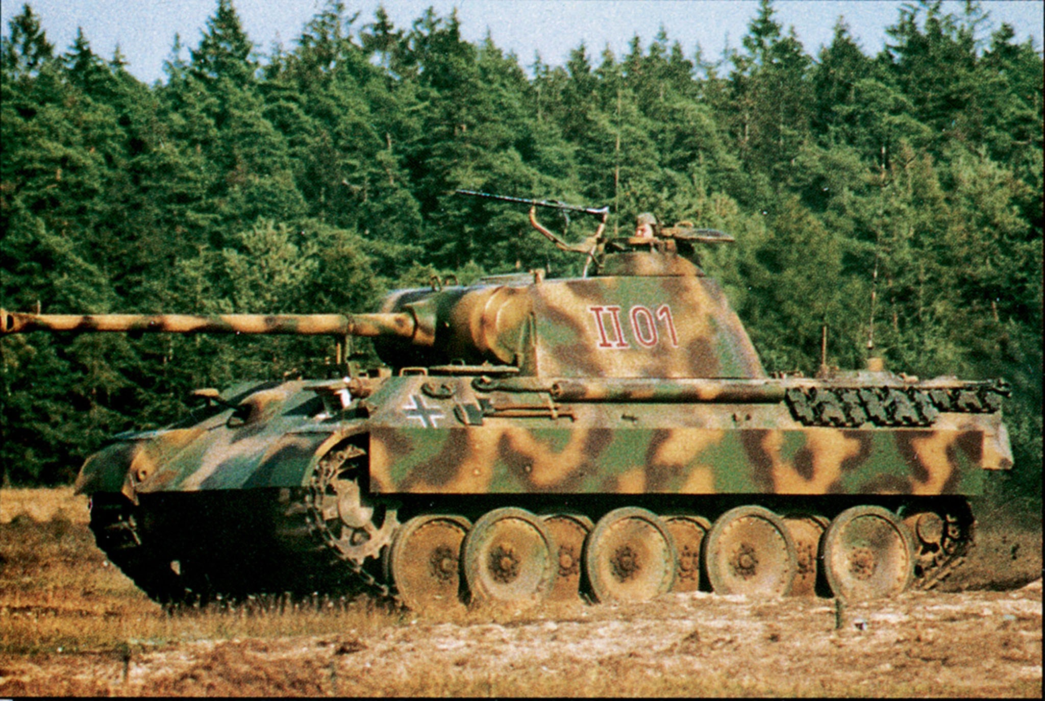 03095__s_o_pzkpfw_v_panther_ausf_d.jpg